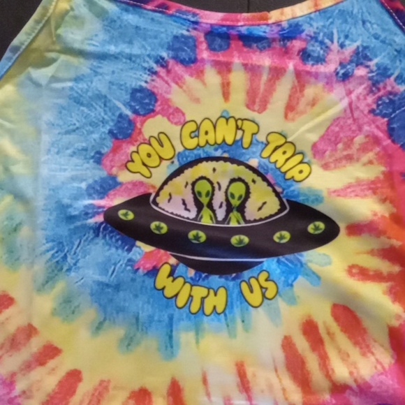 Top - Picture 2 of 4